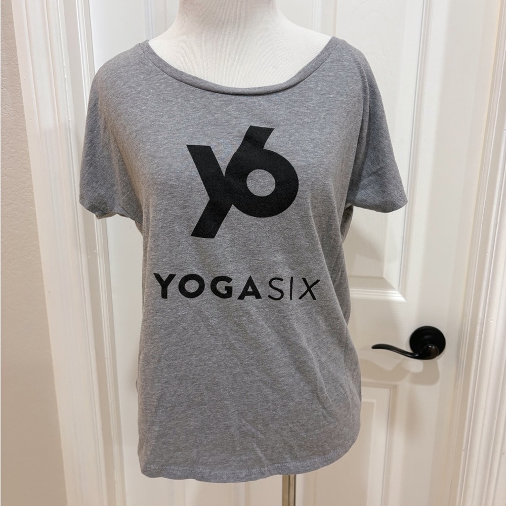 Yoga Six Women's Gray Logo Tee Small